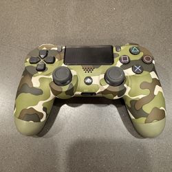 DualShock 4 Controller & Headset 