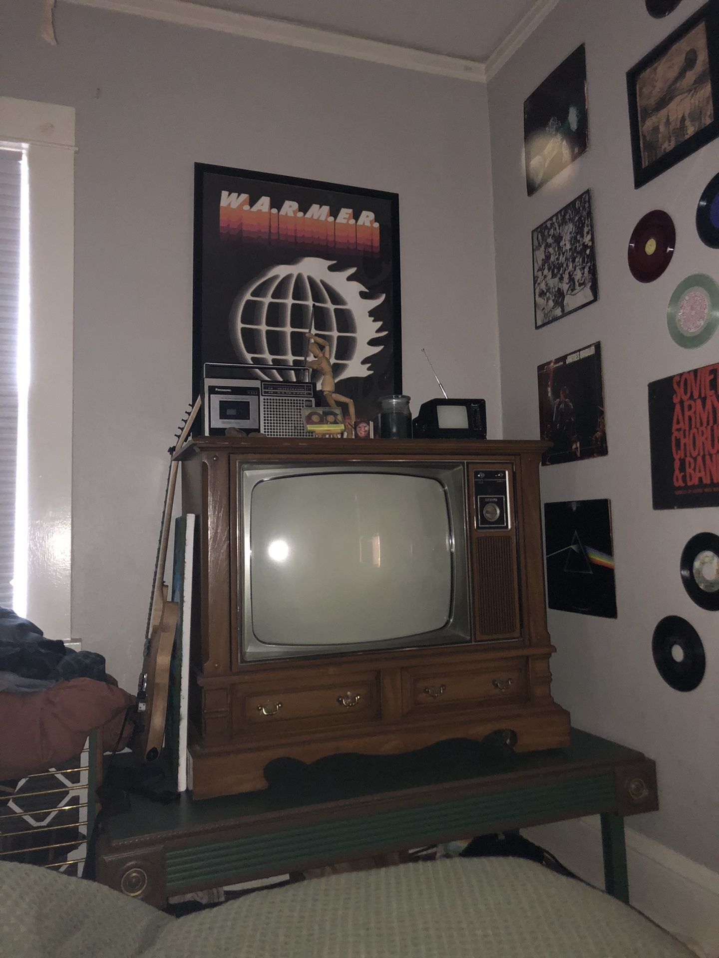 1974 Zenith 28” CRT TV WORKING