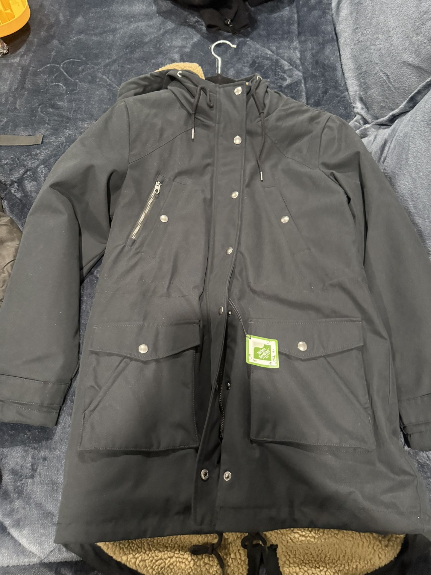 New Volcom Walk on By 5K Fleece Lined Hooded Parka B1732050 Black -Women’s size S