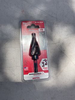 Milwaukee step drill