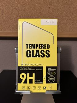 Premium Screen Protector: iPhone 14 Pro 