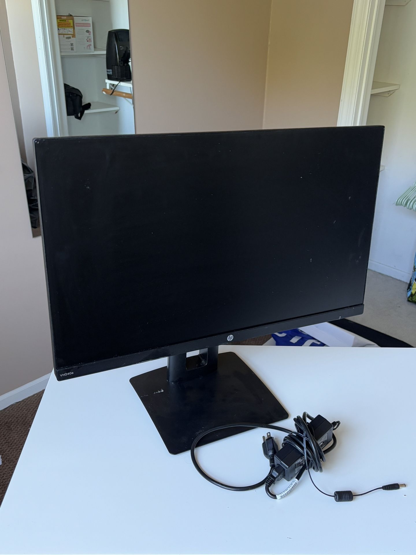 HP desktop monitor VH240a