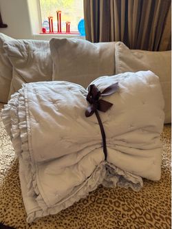 Shabby Chic Throw Blanket