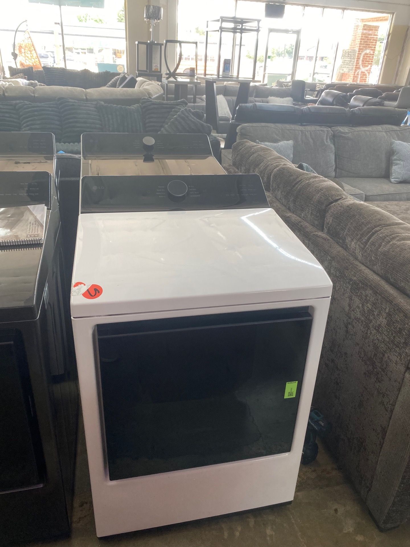 Washer or dryer