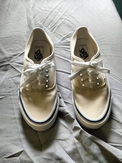 Vans Size 7 Men's 8.5 Women's 