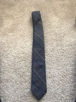 String beans skinny tie