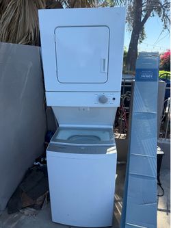 Stackable washer and dryer