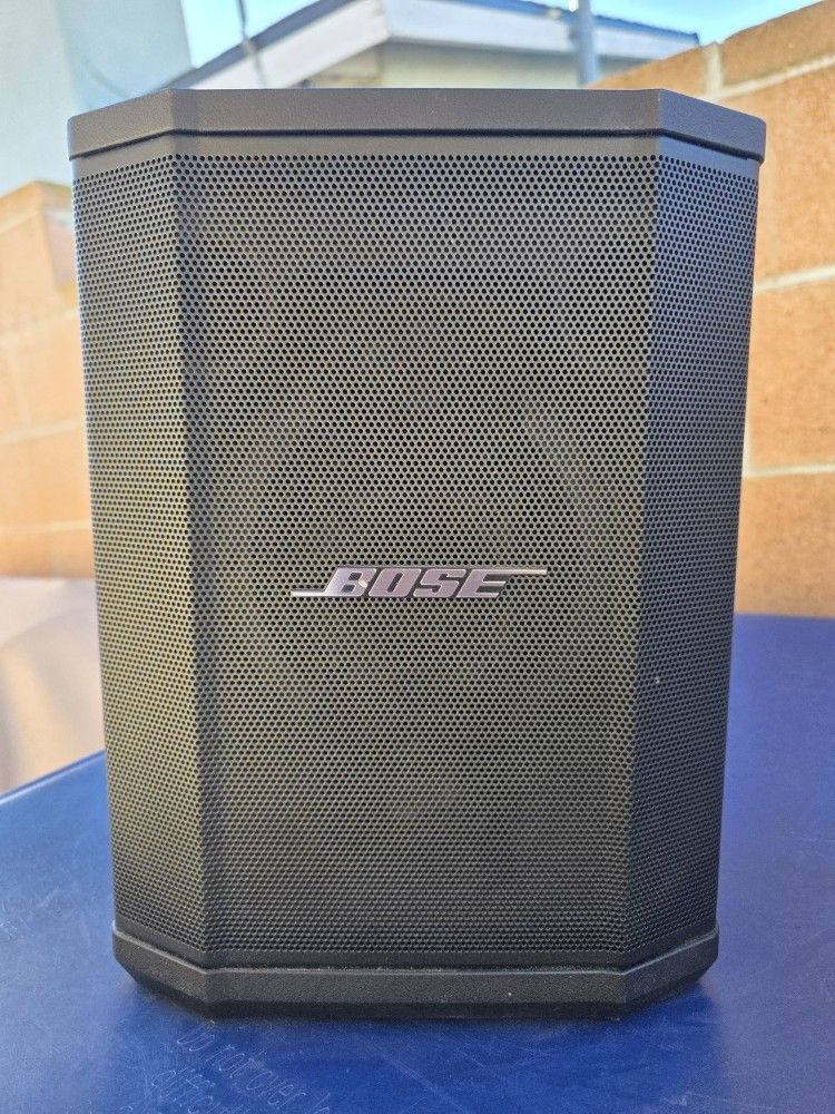 BOSE SPEAKER 