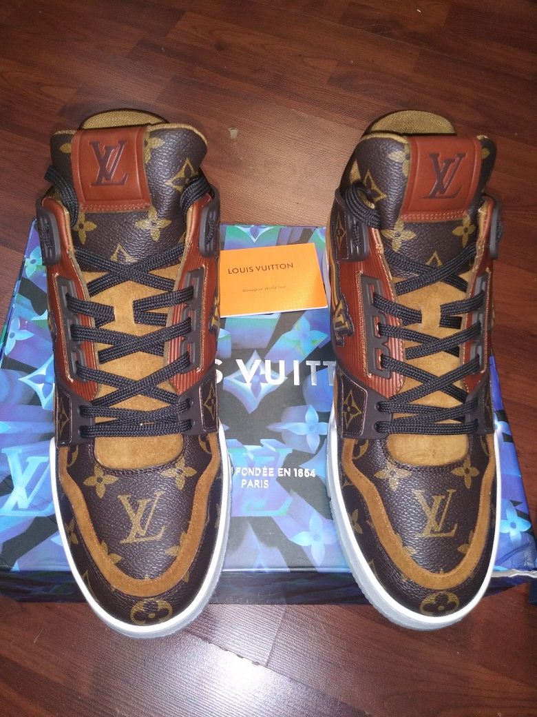 Louis vuitton sneakers size 44