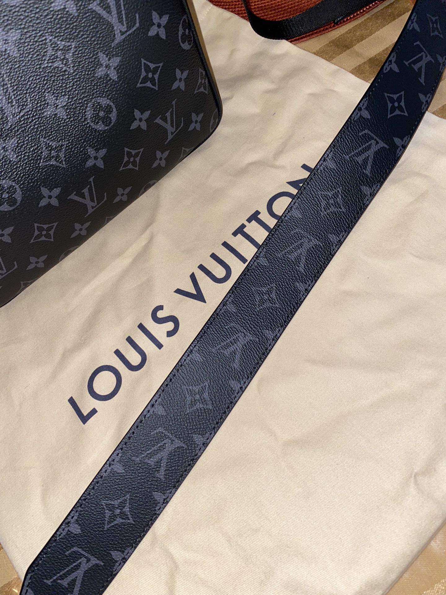 Louis Vuitton Steamer Messenger Monogram Eclipse Canvas SOLD  🌐phenomenalsole.store 📍Quezon city Branch: 238 Tomas Morato Avenue…