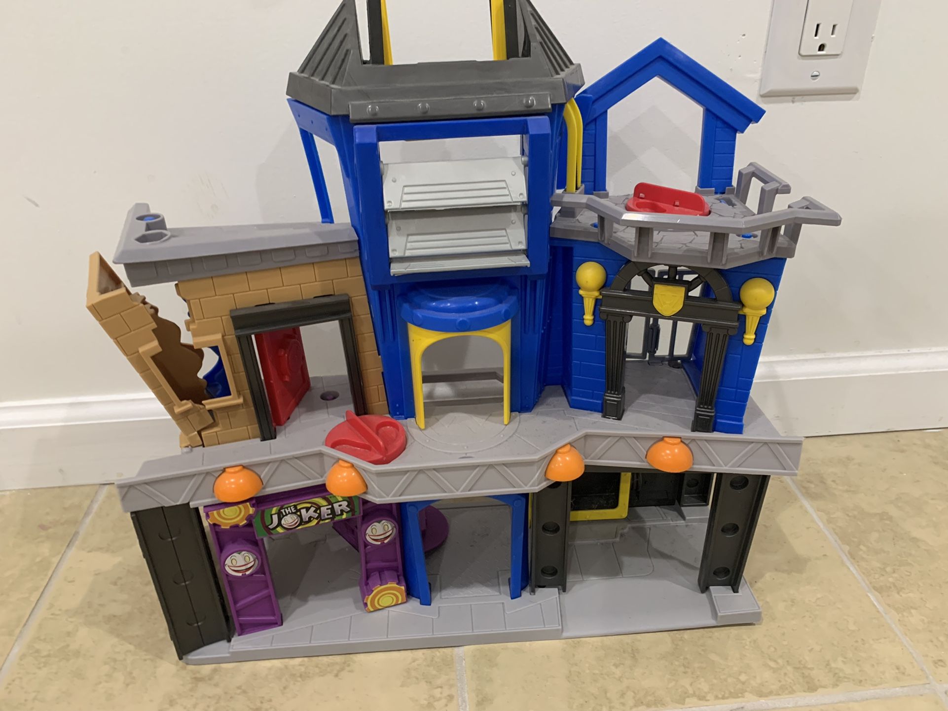 imaginext batcave