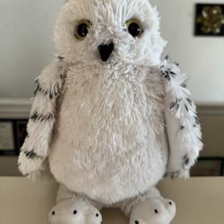 Hedwig the Owl Plush Harry Potter by The Noble Collection 12 In stuffed toy