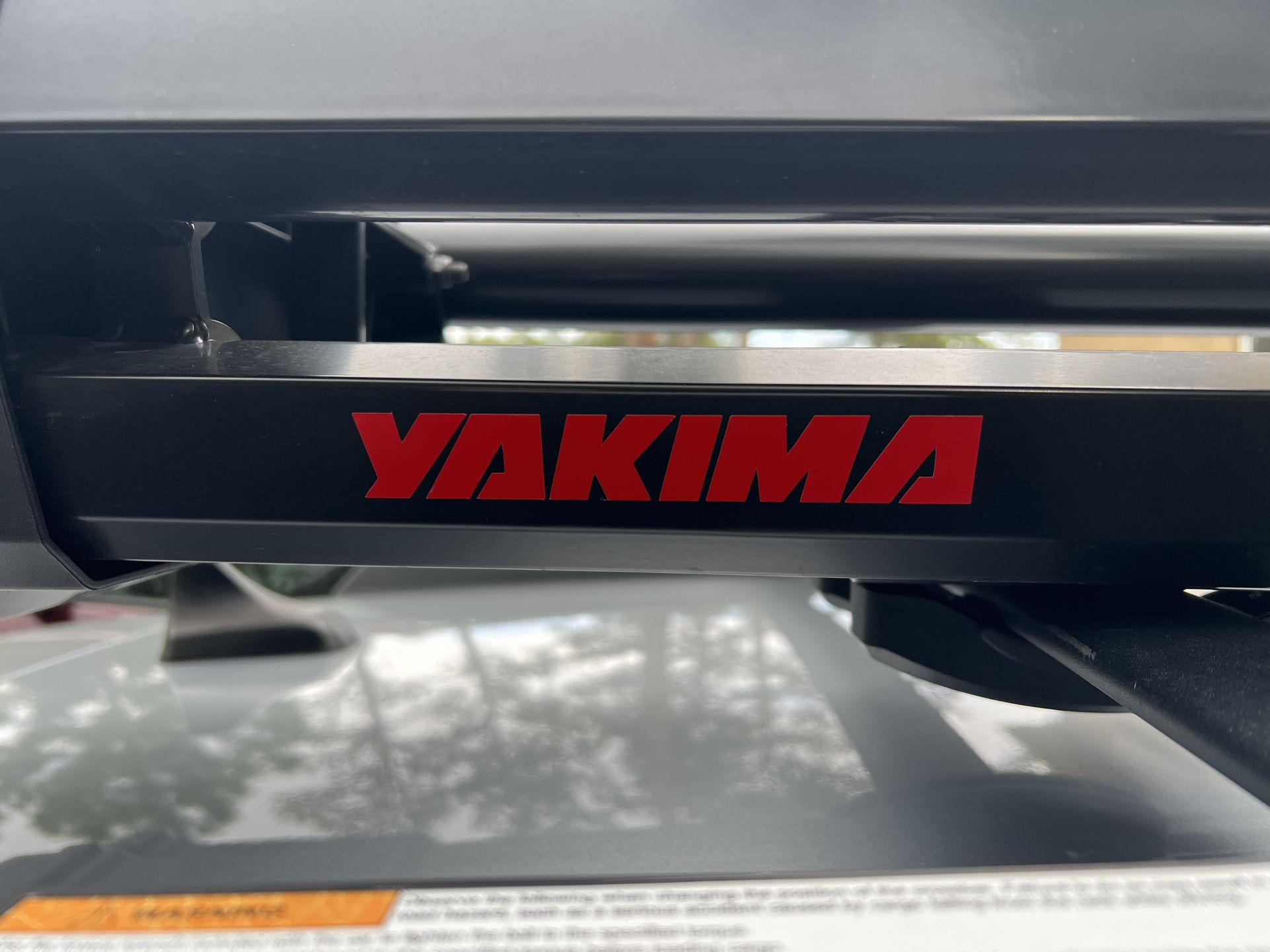 Yakima DoubleHaul rooftop fly rod carrier