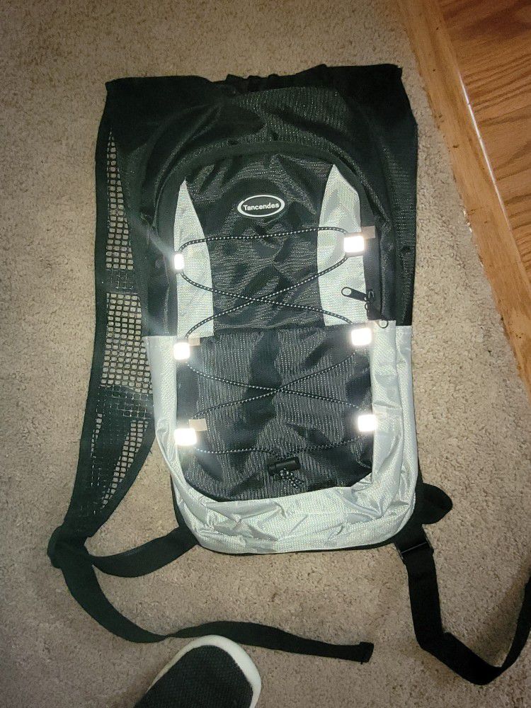 Tancendes Water Hydration Packpack