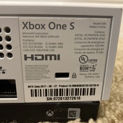 Xbox S With Power Cord With Controller With Wireless headset 