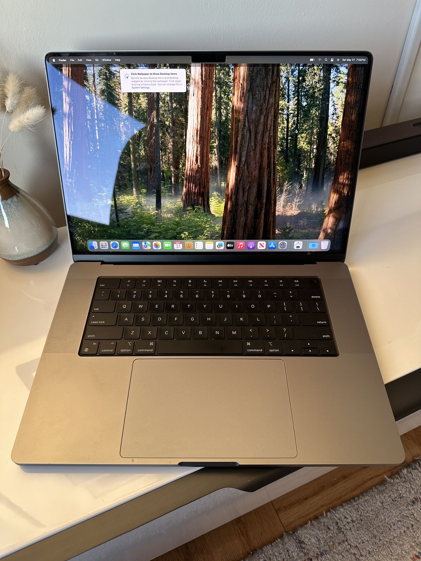 M1 Pro MacBook Pro, 16”, 16GB RAM, 1TB SSD
