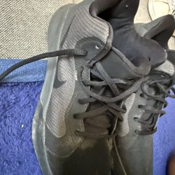 Black Nike