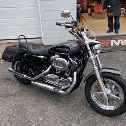 2014 Harley Davidson Sportster XL1200c