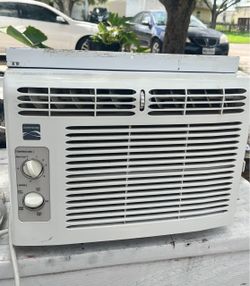 Window AC unit