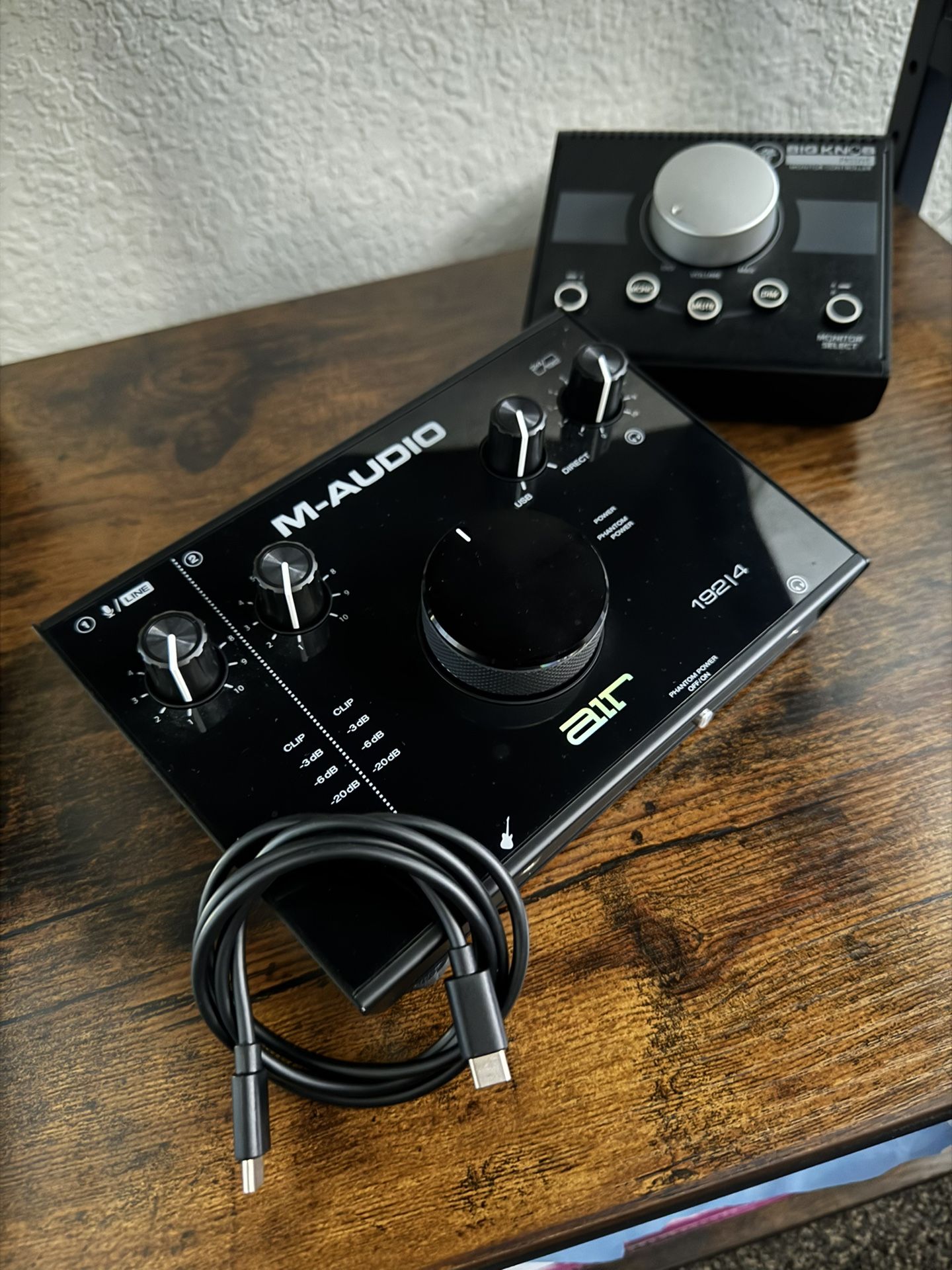 M-Audio Air 192|4 Interface (FREE MACKIE BIG KNOB)