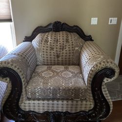 Single Person Couch 