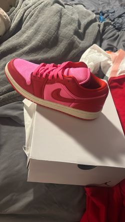 Women’s 9 Air Jordan Nike Low se pink And Red