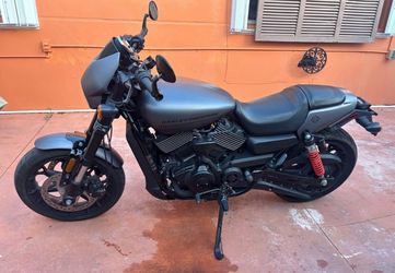 Harley Davidson Street Rod 750