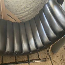 Diamond Lounge Chair 