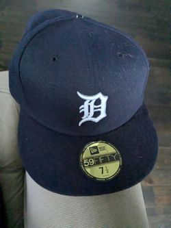 Detroit hat