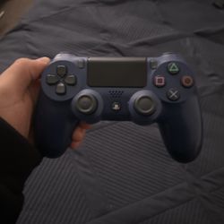 PS4 Controller