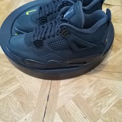 2025 Jordan 4 Black cat