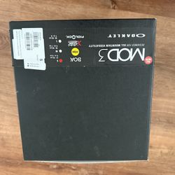 Oakley Mod3 Helmet - Size S