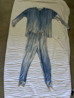 Sky Blue Crop Top And Jogger Set 