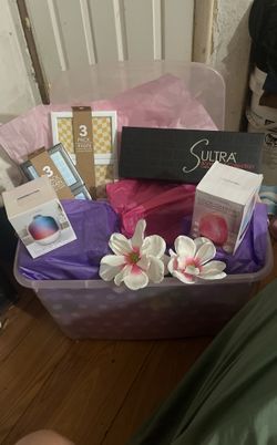 Ladies Gift Basket