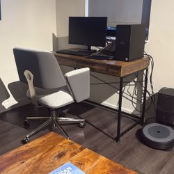 Desk & Chair