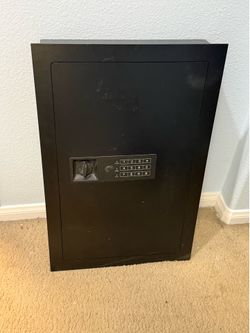 Electronic Wall safe /lockbox