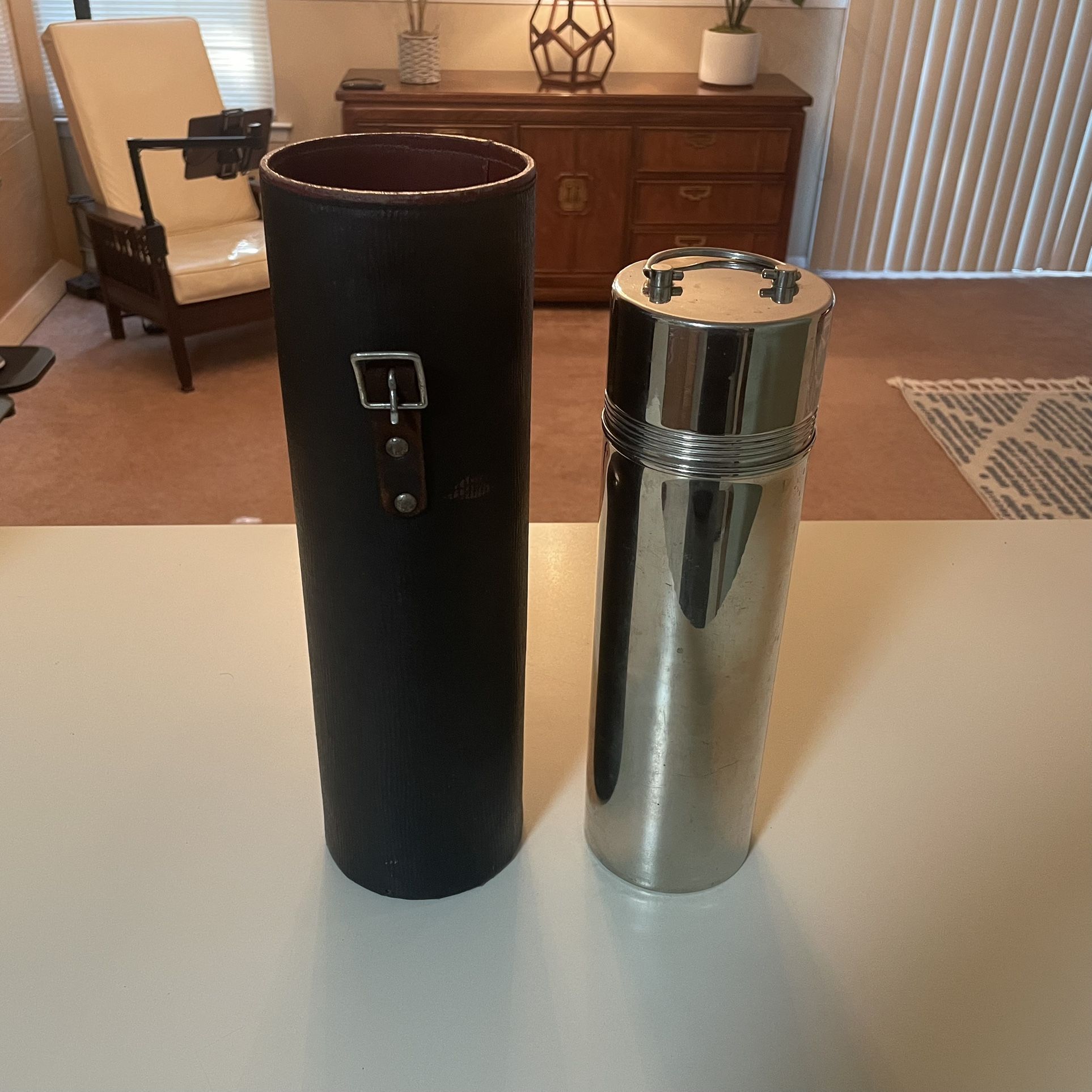 Vintage Universal Thermos with Leather Strap Case – Landers, Frary & Clark