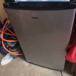 🤗🤗Refrigeradora Galaz 🤩 Funciona Muy Bien 👍 