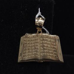 10k Gold Symbol Pendant 