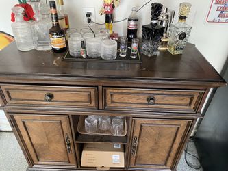 Bar Table