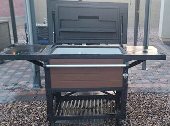 Keter Rolling Cooler with Expandable Sides
