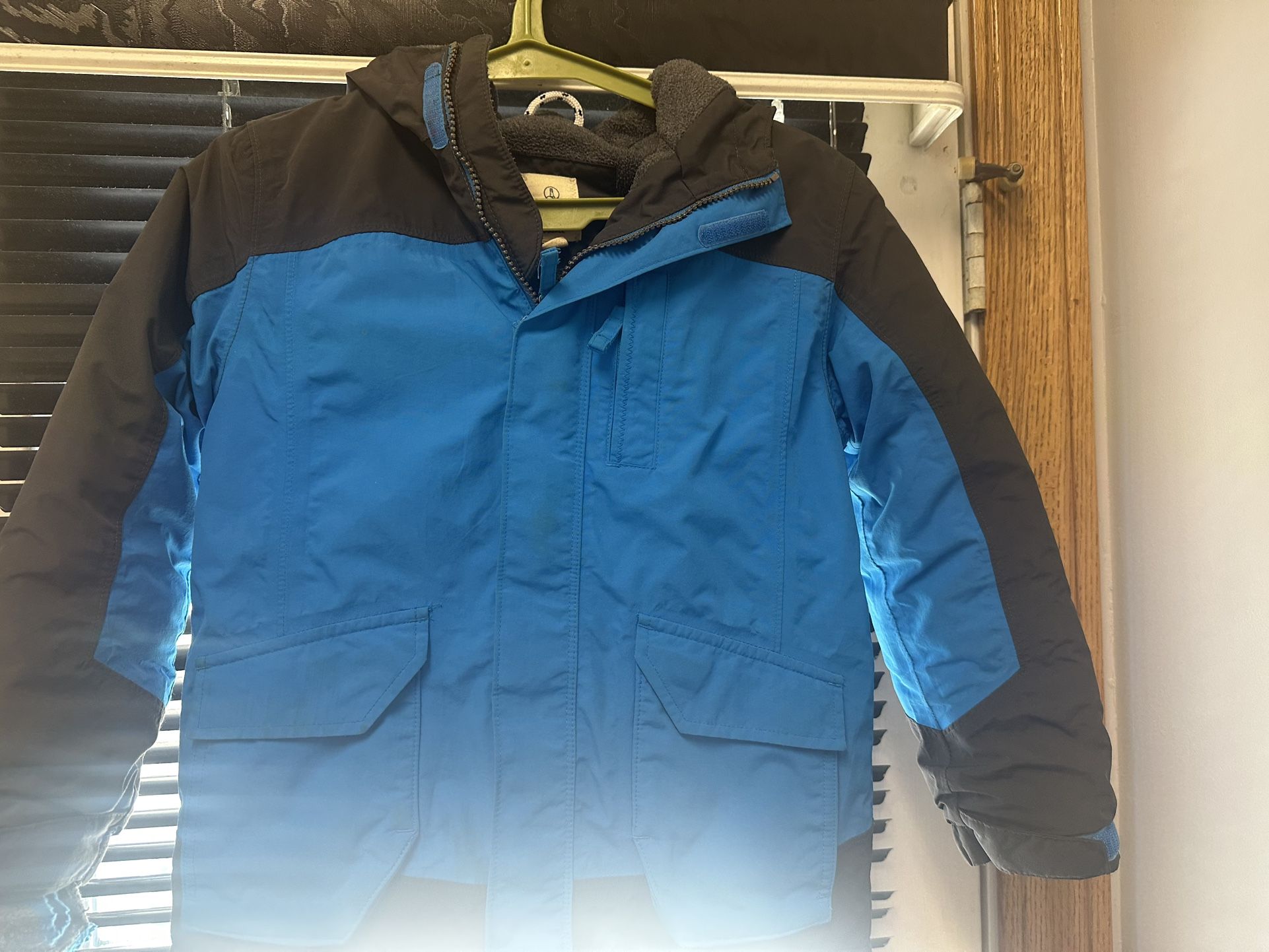 Boys Coat..size 5..heavy