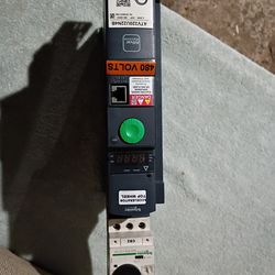 Schneider variable frequency driver ATV320U22NN4B and G 2- P16 Motor Circuit Breaker