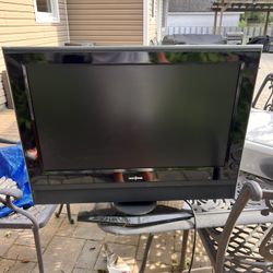 Insignia 26” Hd tv 