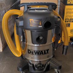 DeWalt Stainless Steel Wet/Dry Vacuum 