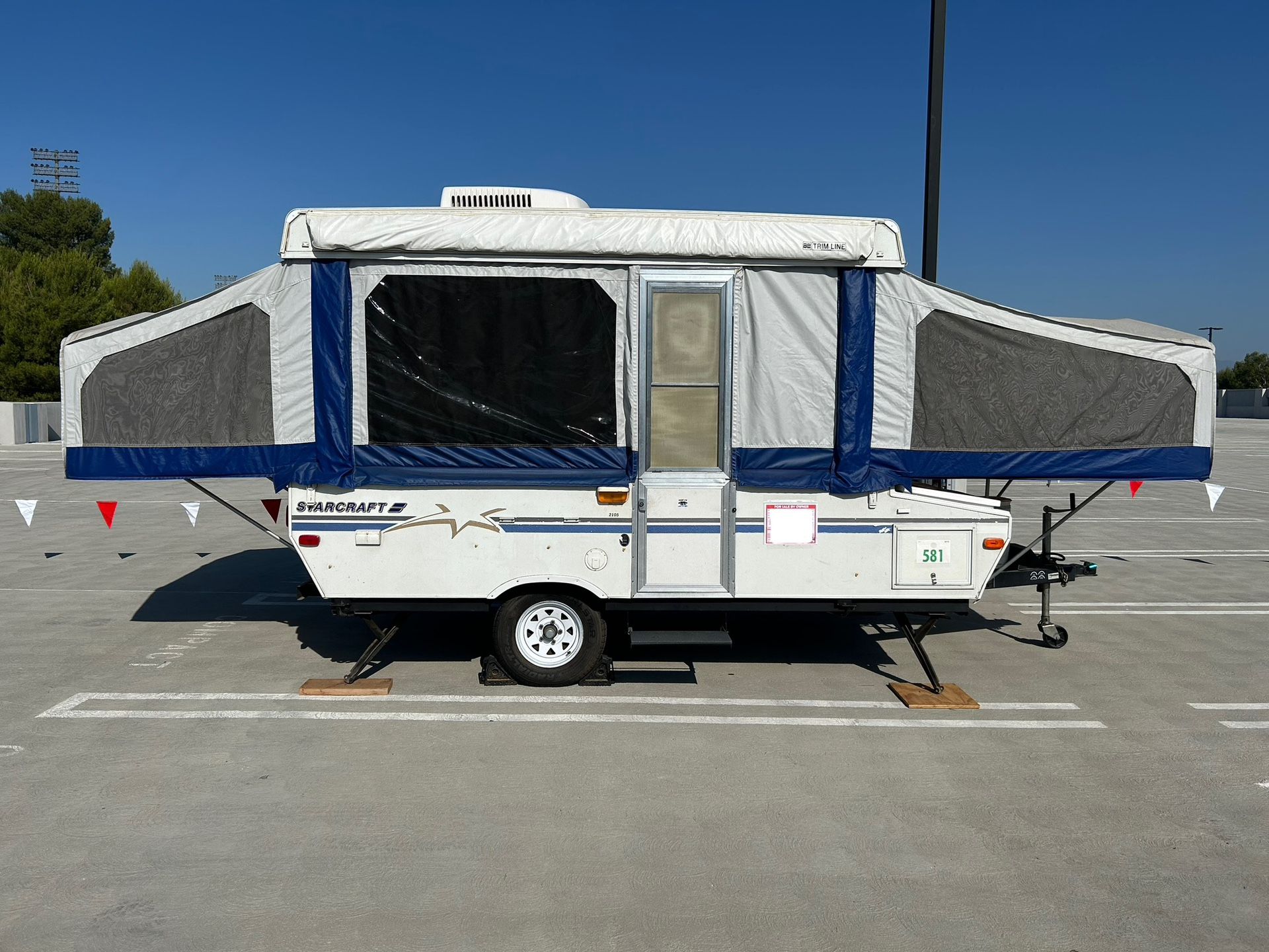 2002 Starcraft M2105