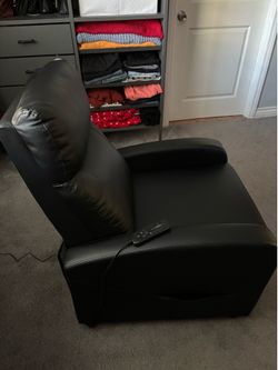 BestMassage | Recliner Chair | with 2 Point Massage Function | Black | with Lumbar Support, Adjustable Push Back, Wide Armrests, Footrest & Padded Sea