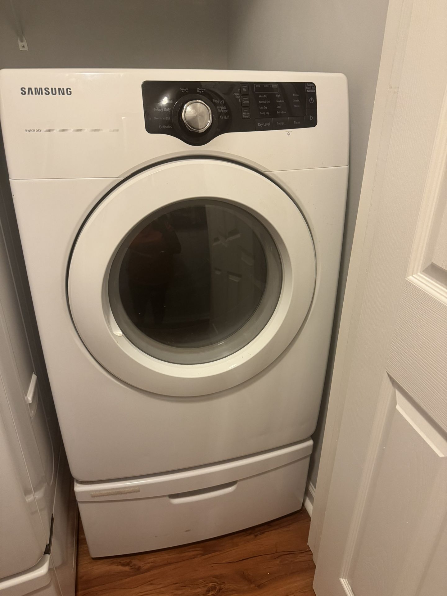 🔥 Samsung Electric Dryer + Pedestal Storage – Ready to Go! 🔥
