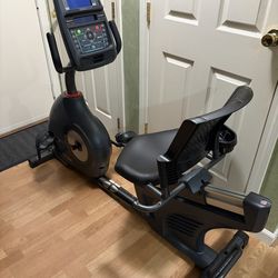 Price lowered: Schwinn 270 Recumbent Exercise Bike – Excellent Condition