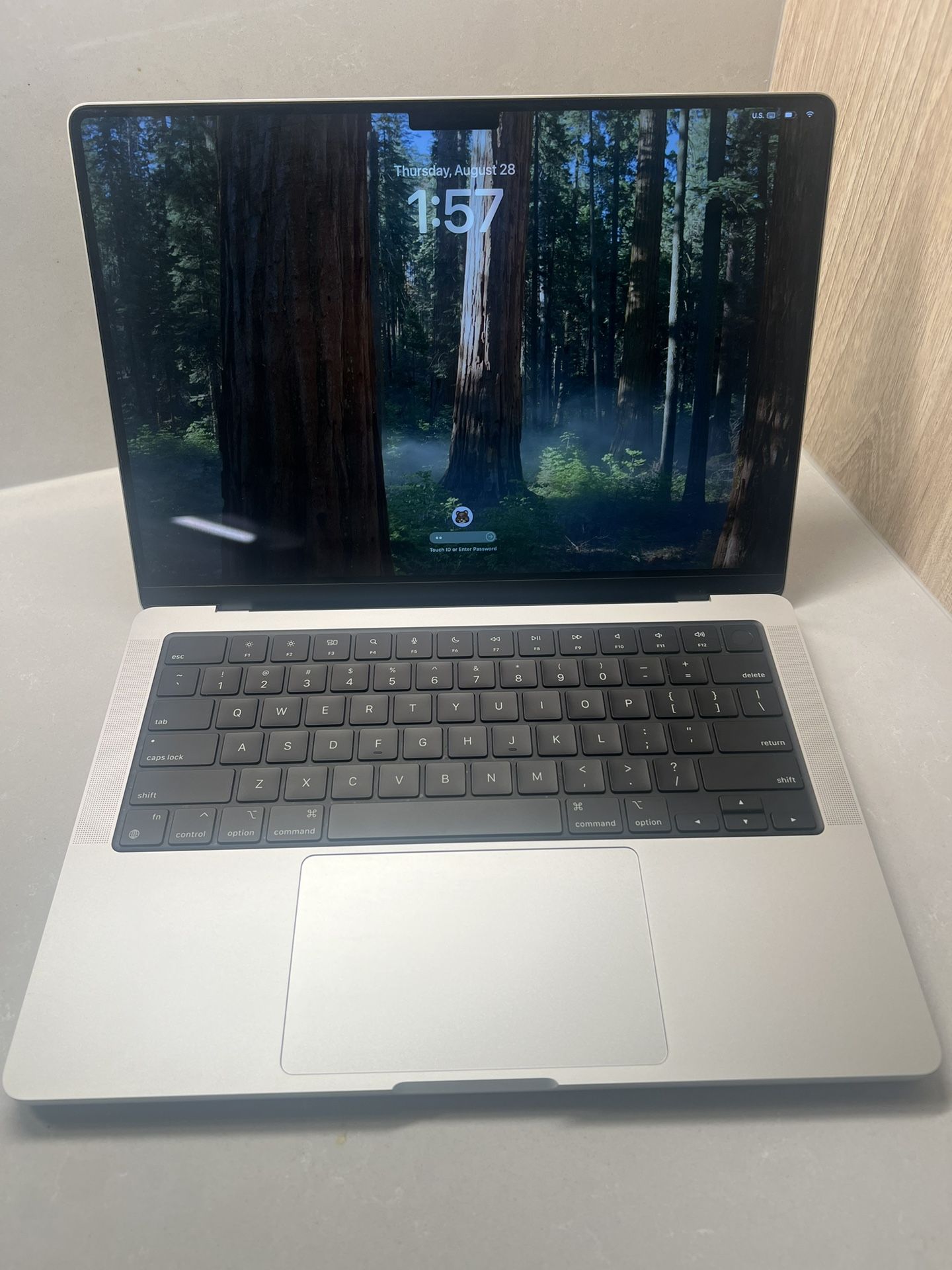 MacBook Pro M3 14inch